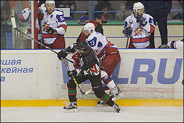 14 апреля 2016. Нефтяник - Ижсталь